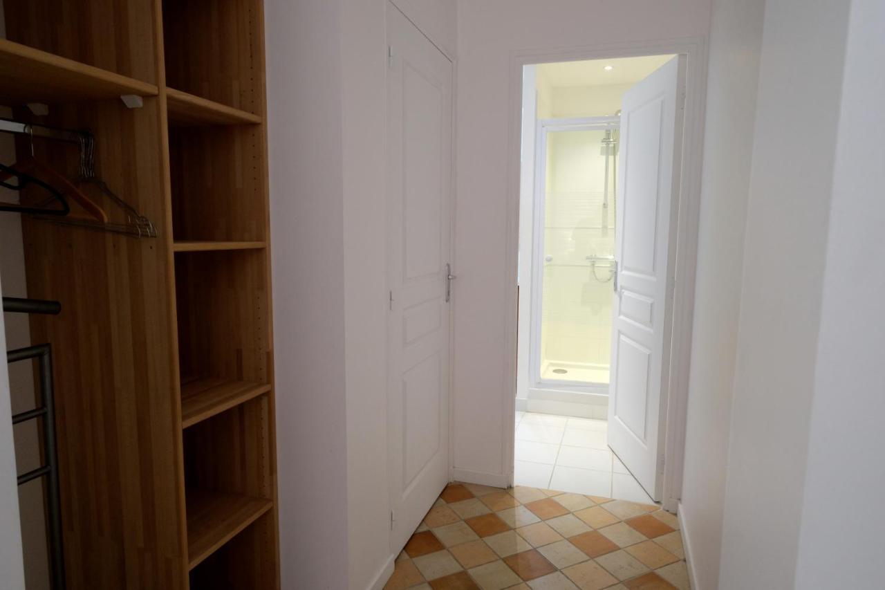 Bed and Breakfast Le 3 Rue Grande Moret-sur-Loing Exterior foto